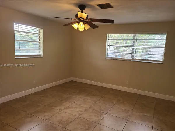 $1,600 | 127 Northwest 13th Avenue, Dania Beach, FL 33004