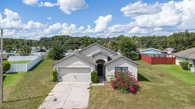 $260,000 | 4313 Abaco Drive, Tavares, FL 32778