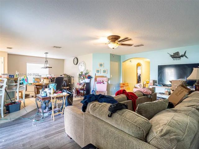 $260,000 | 4313 Abaco Drive, Tavares, FL 32778