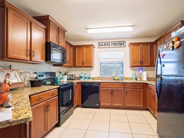 $260,000 | 4313 Abaco Drive, Tavares, FL 32778