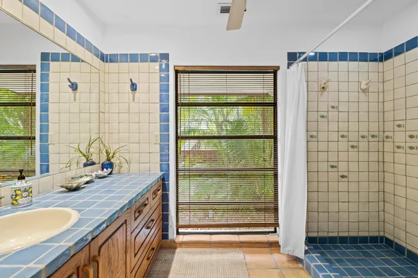 $15,000 | 1511 East Lake Drive, Fort Lauderdale, FL 33316