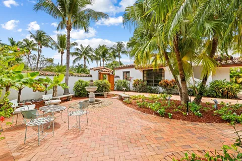 $15,000 | 1511 East Lake Drive, Fort Lauderdale, FL 33316