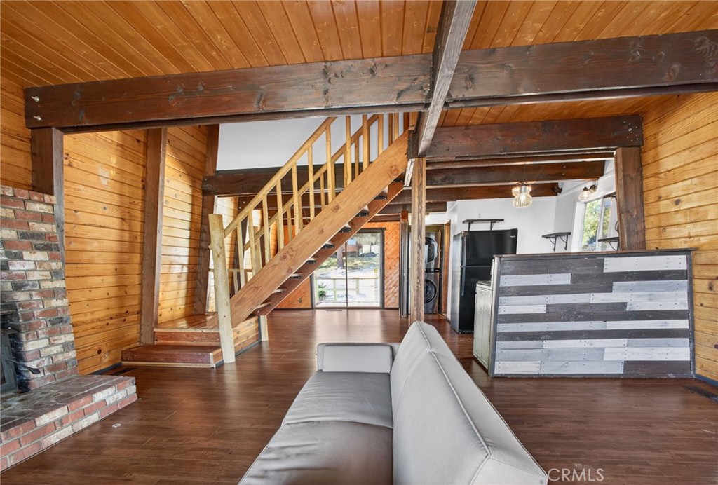 2068 Slippery Elm Road Wrightwood, CA 92397 - Photo 14 of 51