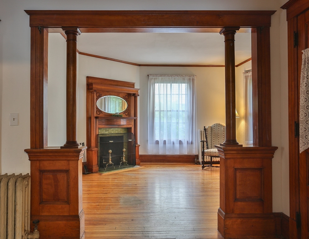 4 Trowbridge Road Worcester, MA 01609 - Photo 2 of 25
