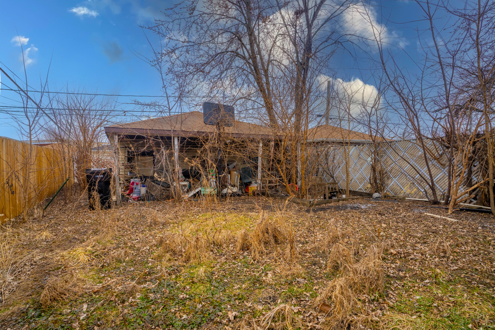 5929 South Major Avenue Chicago, IL 60638 - Photo 4 of 5 a view of a backyard