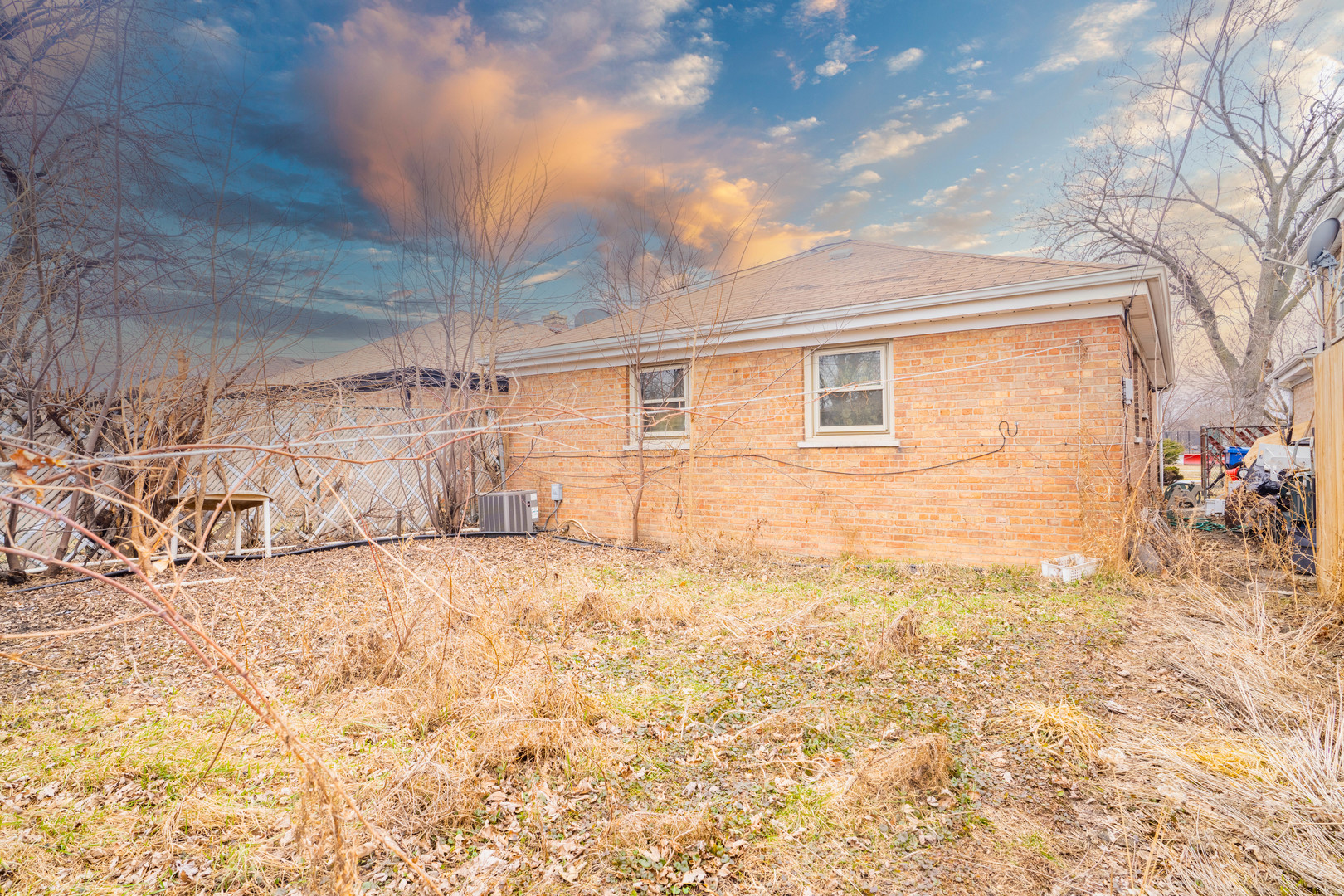 5929 South Major Avenue Chicago, IL 60638 - Photo 5 of 5 a view of a backyard of the house
