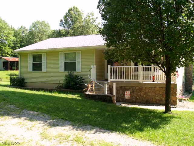 630 Oak Grove Road Walker, WV 26180 - Photo 5 of 25