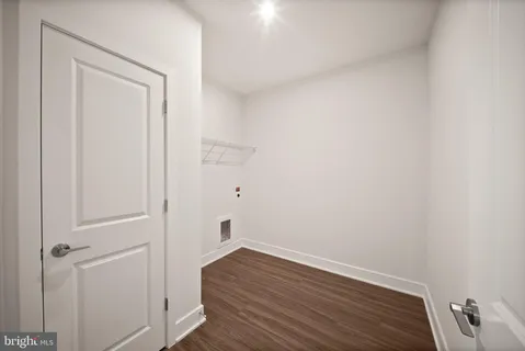 $759,900 | 23640 Bolton Cres Terrace, Unit 403, Ashburn, VA 20148