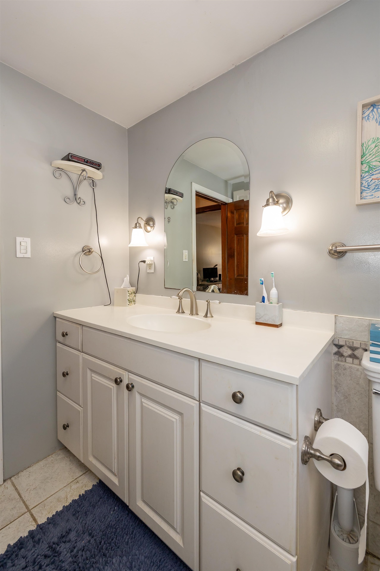 92 Peele Road Nashua, NH 03062 - Photo 23 of 35