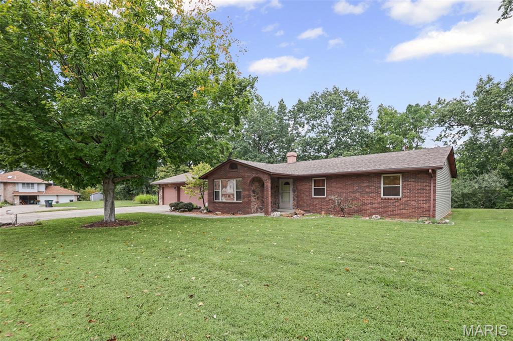 217 Hall Point Fairview Heights, IL 62208 - Photo 3 of 18 Gallery Image 3