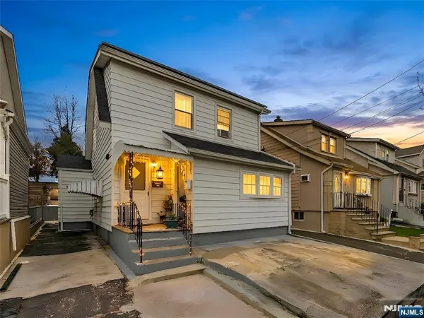 $650,000 | 1046-1048 East 26th Street, Paterson, NJ 07513