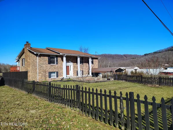 $209,000 | 4321 Stone Mountain Road, Coeburn, VA 24230
