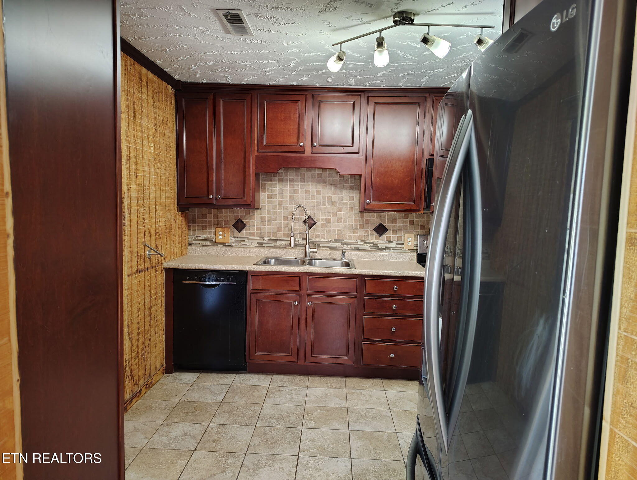 4321 Stone Mountain Road Coeburn, VA 24230 - Photo 32 of 55 33) 68568-69aef55c1cad2