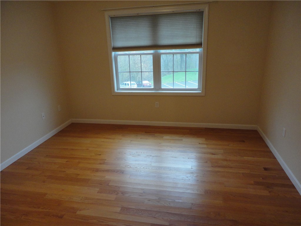 402 New River Road, Unit 111 Lincoln, RI 02838 - Photo 16 of 26 Gallery Image 16