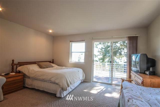 11415 South Lakeshore Road, Unit B17 Chelan, WA 98816 - Photo 5 of 10