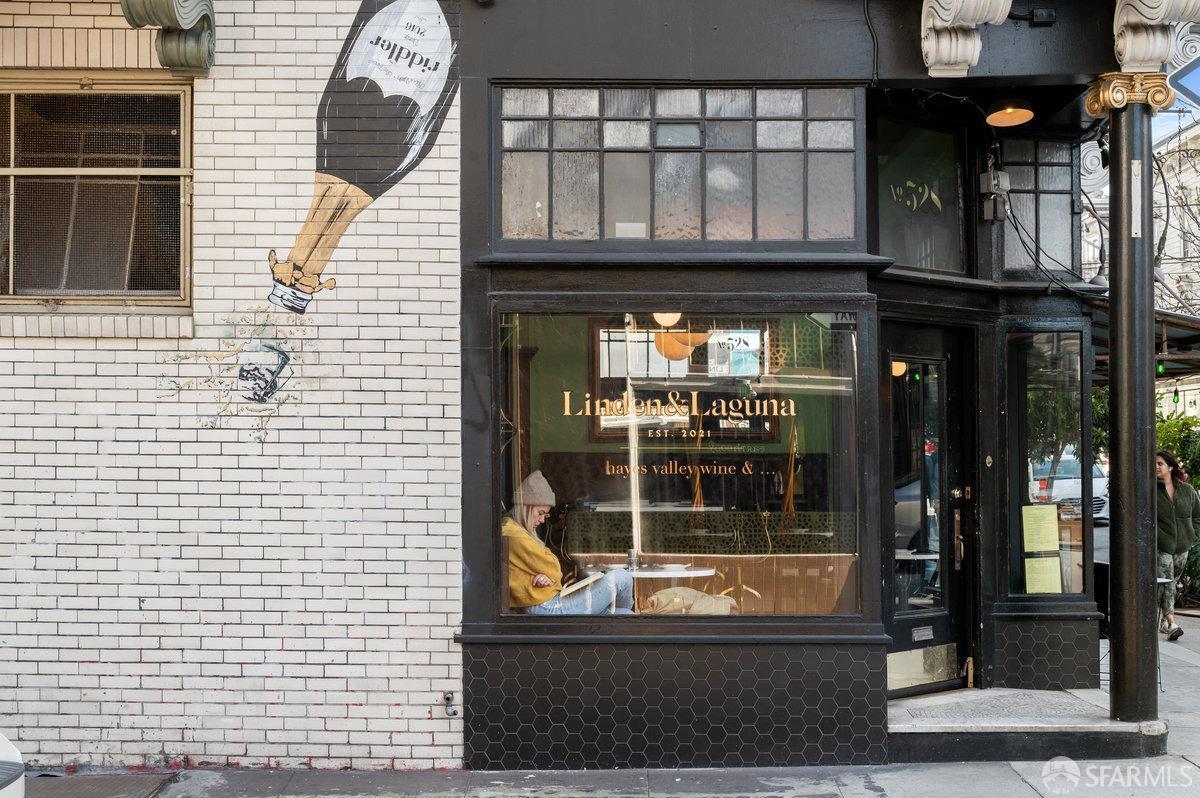 564 Fell Street San Francisco, CA 94102 - Photo 66 of 82 a view of entrance door of the house