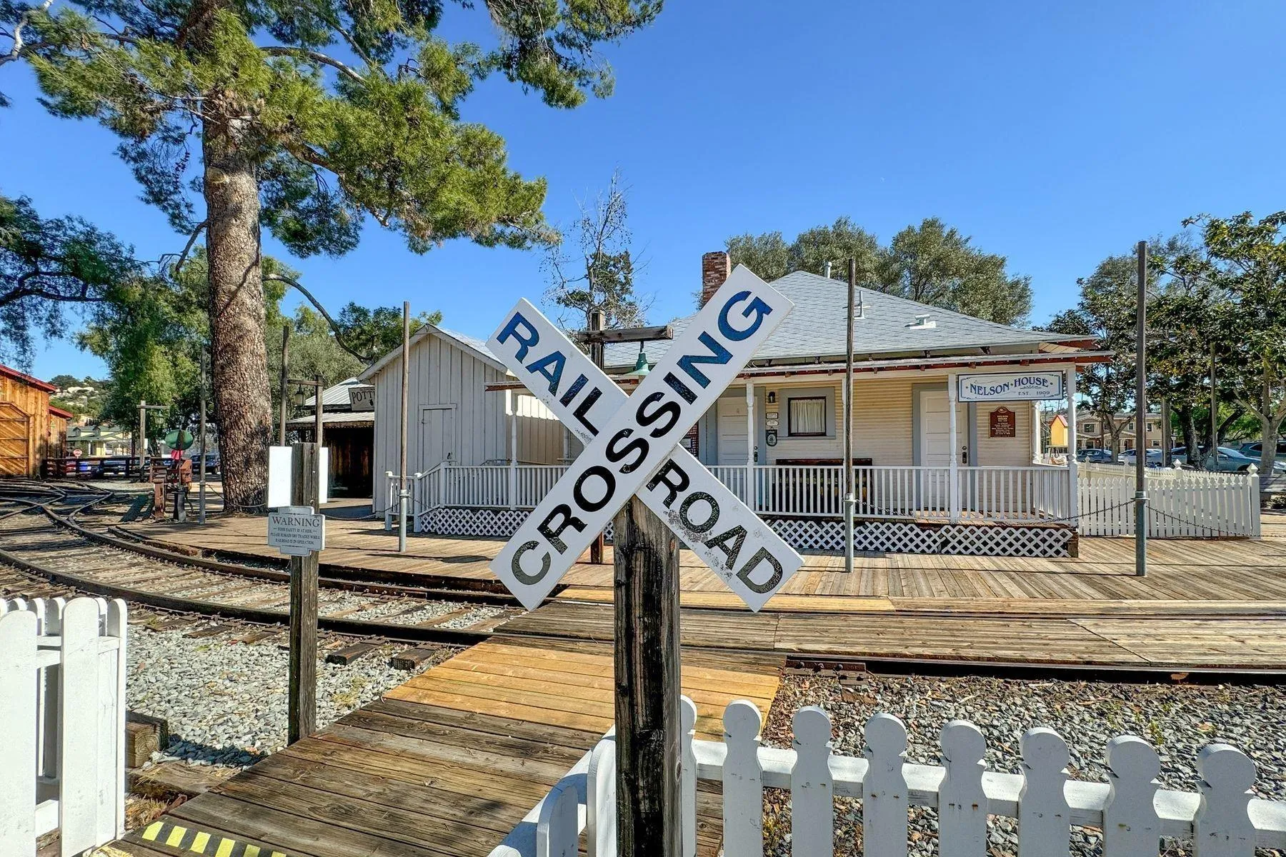 13821 Eisenhower Avenue Poway, CA 92064 - Photo 34 of 37 a front view of a house with garden