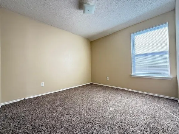 $1,895 | 1107 Alexandria Drive, Forney, TX 75126