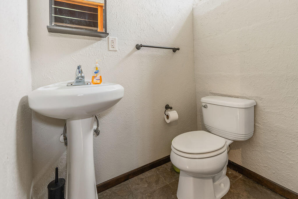 2134 Redfield Street La Crosse, WI 54601 - Photo 23 of 37 DSC02794