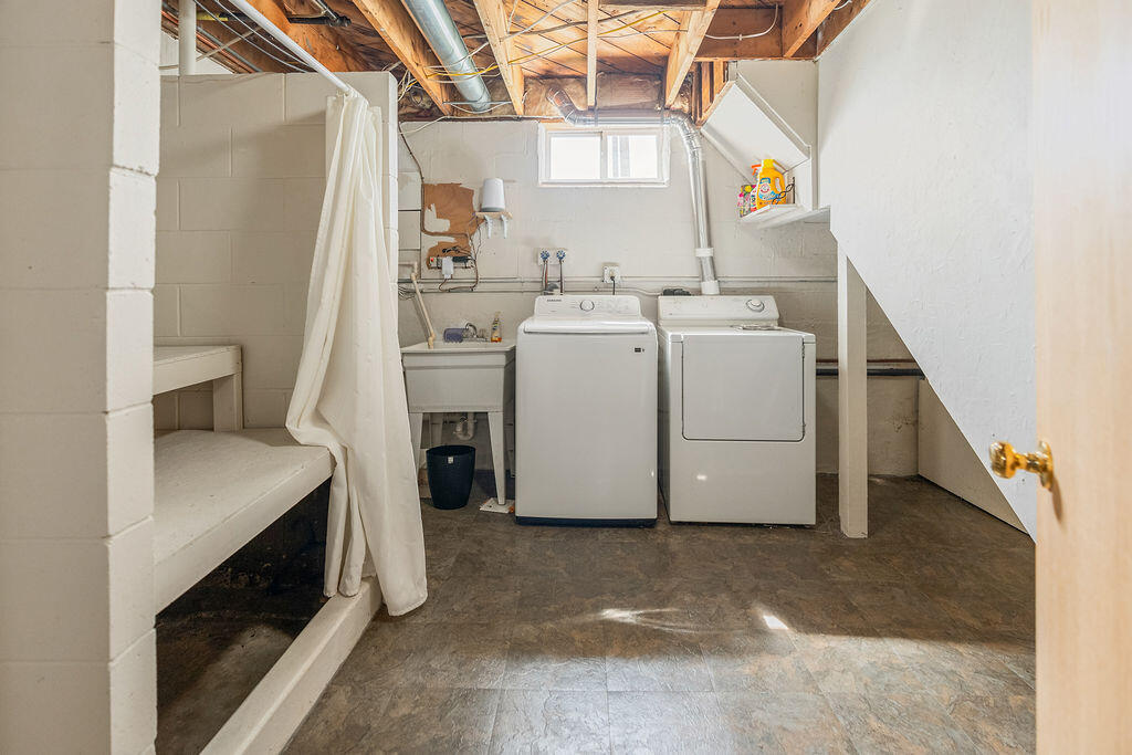 2134 Redfield Street La Crosse, WI 54601 - Photo 24 of 37 DSC02804