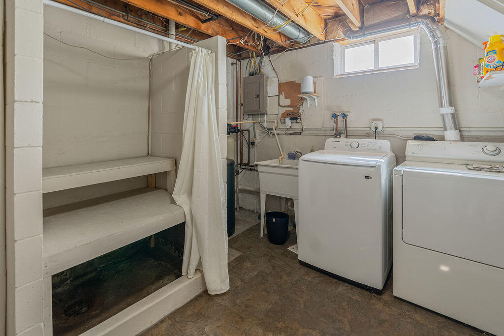 2134 Redfield Street La Crosse, WI 54601 - Photo 25 of 37 DSC02809