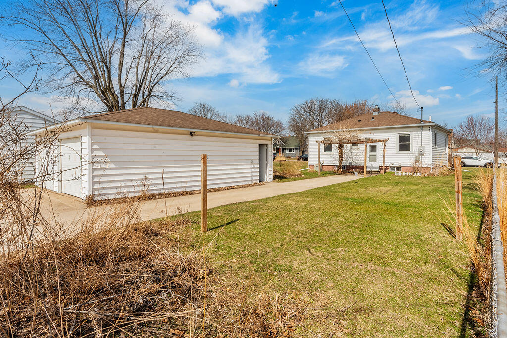 2134 Redfield Street La Crosse, WI 54601 - Photo 33 of 37 DSC02867