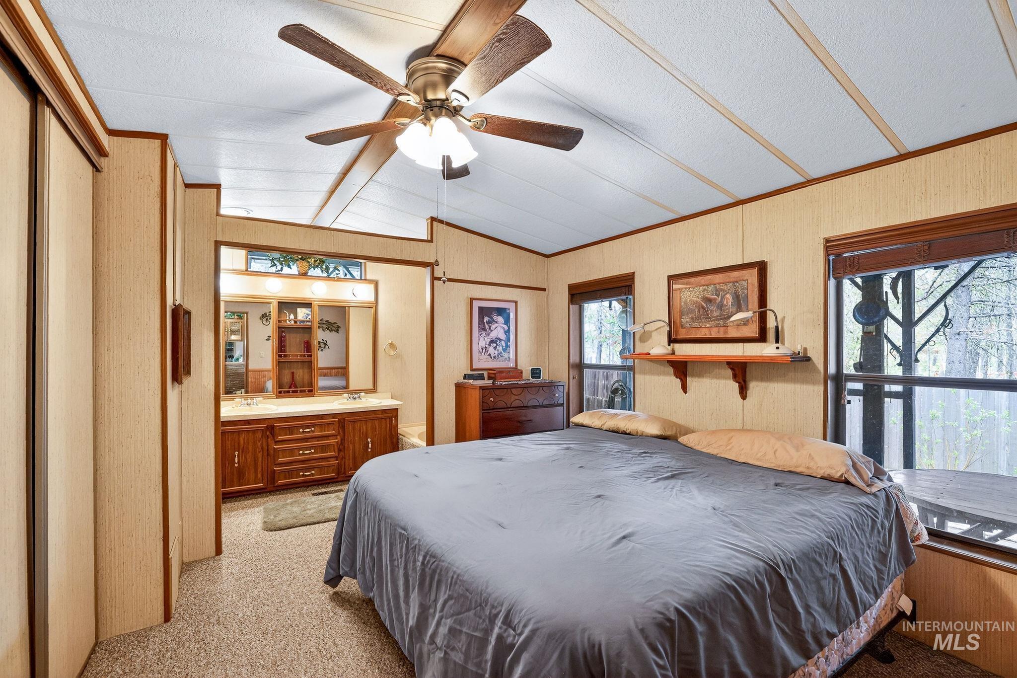 13122 Tucker Road Donnelly, ID 83615 - Photo 16 of 35