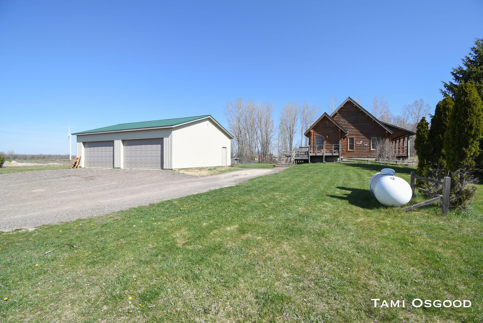 3688 South Ferris Road Sumner, MI 48889 - Photo 3 of 60 DSC_0019RsRs