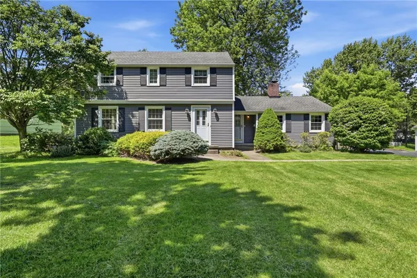 $289,900 | 25 Maryvale Drive, Webster, NY 14580