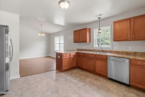 $260,000 | 4012 West T Whitehead Drive, Jacksonville, NC 28546
