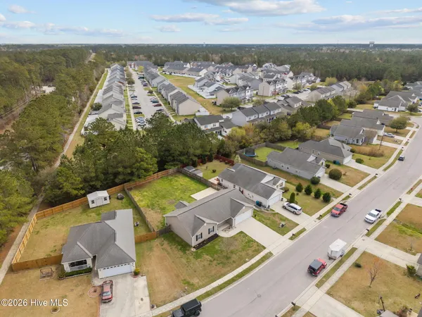 $260,000 | 4012 West T Whitehead Drive, Jacksonville, NC 28546