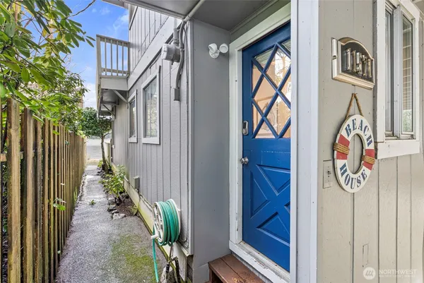 $849,500 | 11571 Highway 106, Union, WA 98592