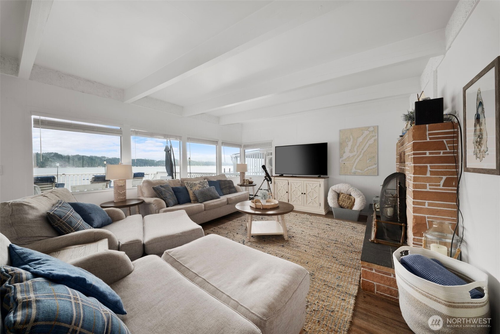 11571 Highway 106 Union, WA 98592 - Photo 17 of 38