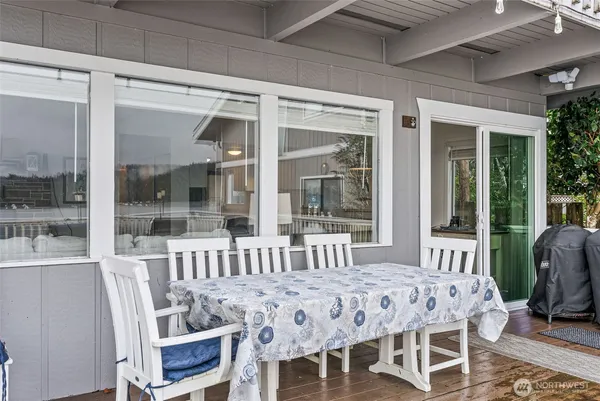 $849,500 | 11571 Highway 106, Union, WA 98592