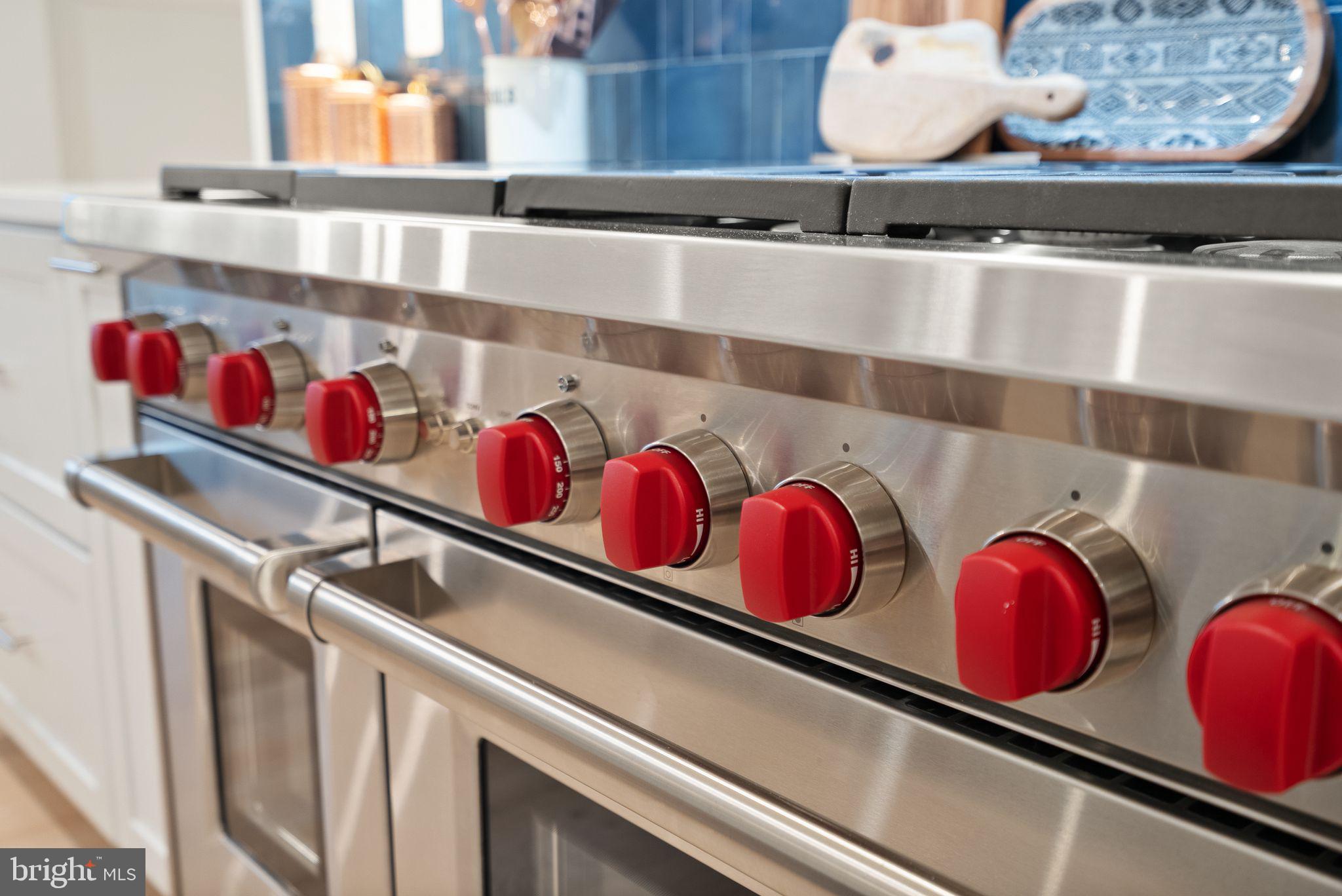 17819 Yatton Road Round Hill, VA 20141 - Photo 23 of 92 Wolf 6 Burner, 2 Oven Stove