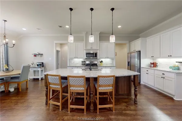 $2,800 | 3007 Embers Loop, Bryan, TX 77808