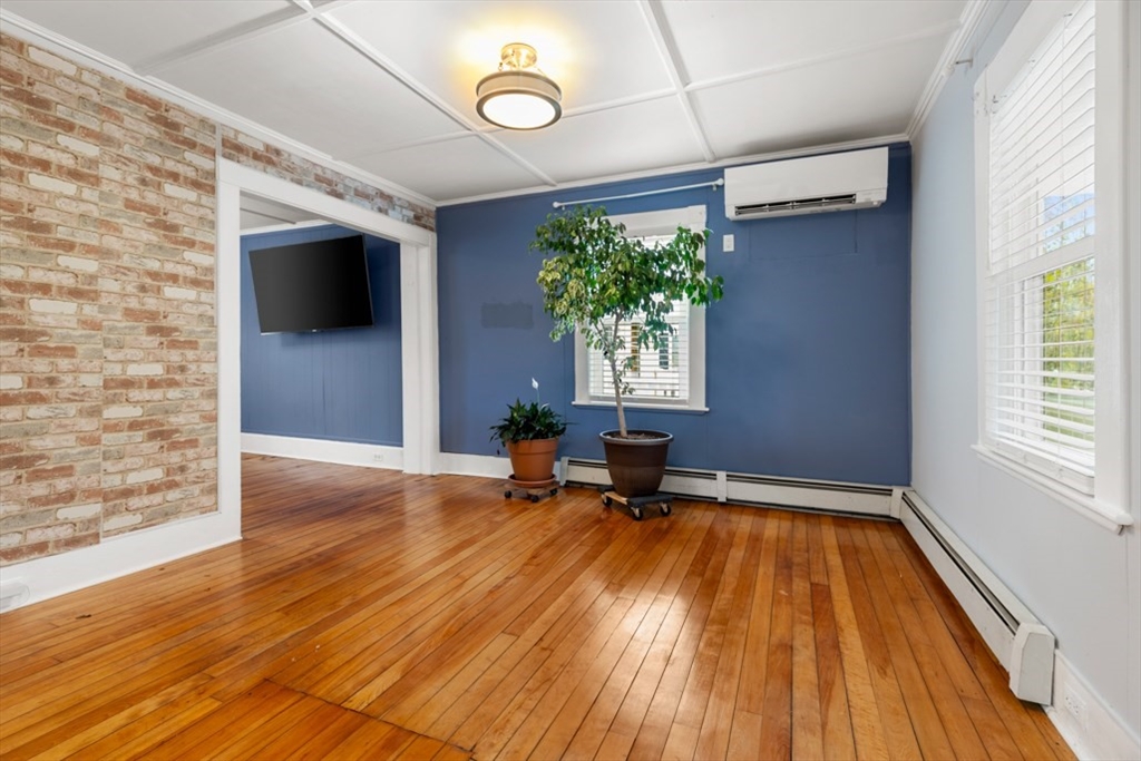 5 Hampshire Street Danvers, MA 01923 - Photo 11 of 35