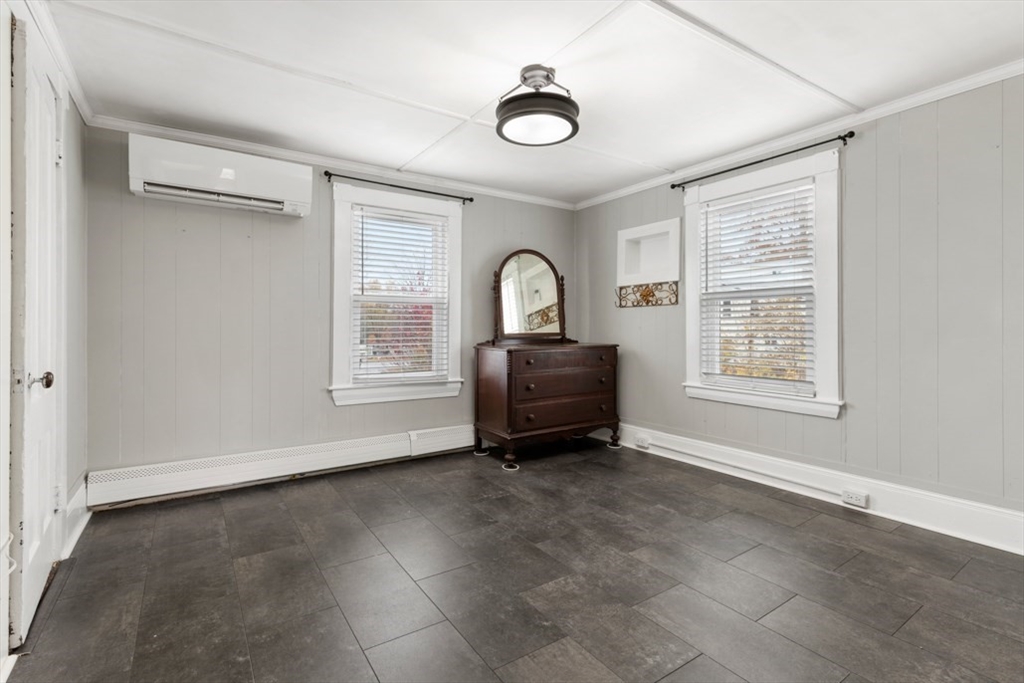 5 Hampshire Street Danvers, MA 01923 - Photo 21 of 35