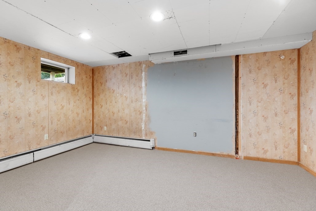 5 Hampshire Street Danvers, MA 01923 - Photo 34 of 35