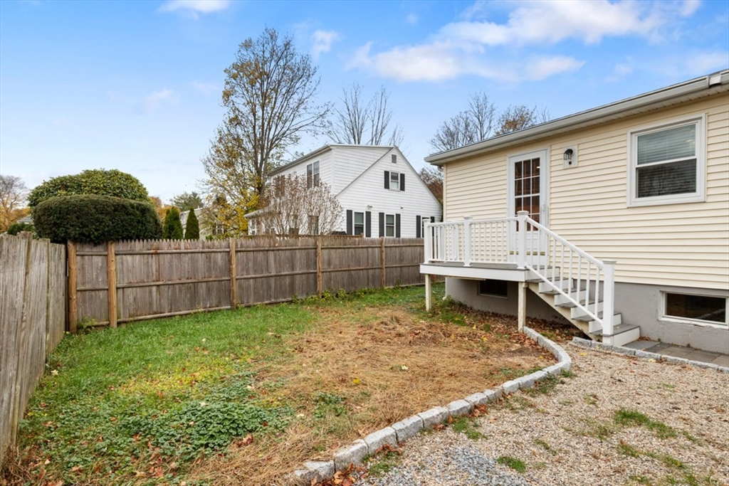 5 Hampshire Street Danvers, MA 01923 - Photo 7 of 35