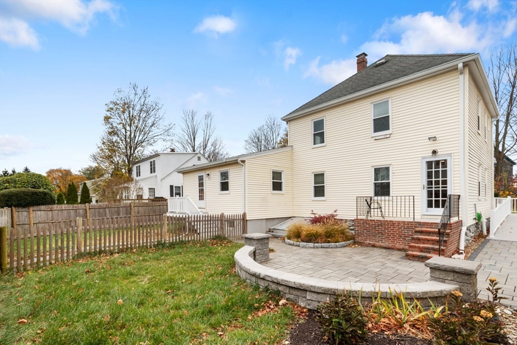 5 Hampshire Street Danvers, MA 01923 - Photo 8 of 35