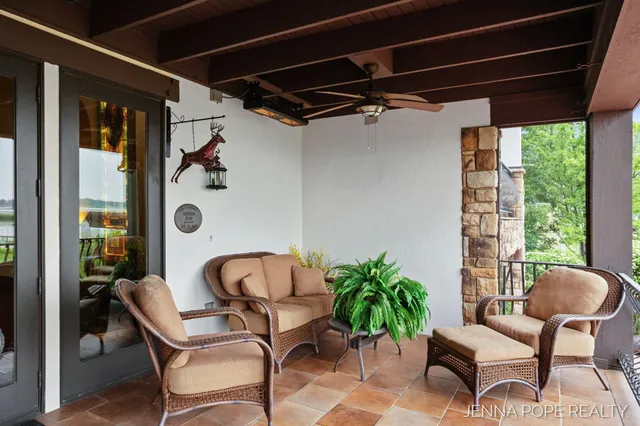 $1,199,900 | 15742 Grand Point Drive, Grand Haven, MI 49417