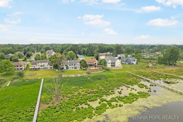 $1,199,900 | 15742 Grand Point Drive, Grand Haven, MI 49417