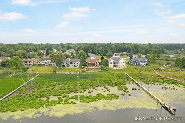 $1,199,900 | 15742 Grand Point Drive, Grand Haven, MI 49417