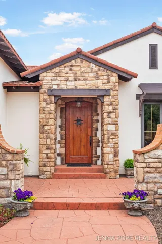 $1,199,900 | 15742 Grand Point Drive, Grand Haven, MI 49417