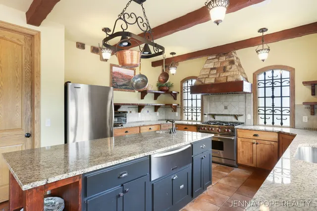 $1,199,900 | 15742 Grand Point Drive, Grand Haven, MI 49417