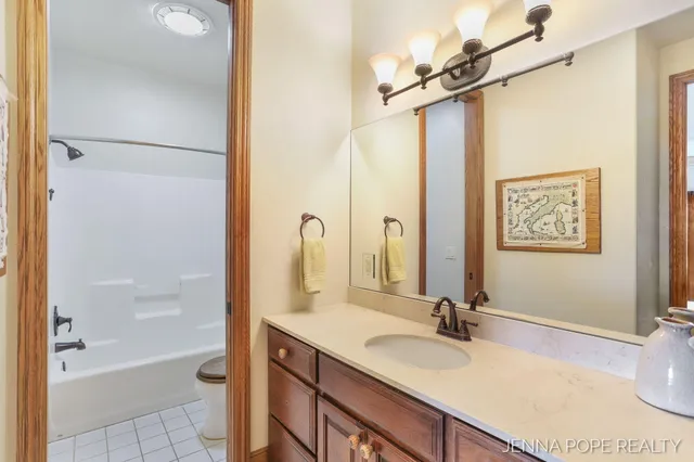 $1,199,900 | 15742 Grand Point Drive, Grand Haven, MI 49417