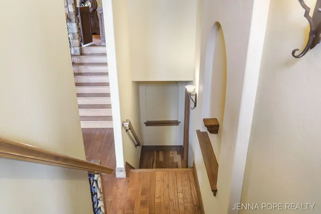 $1,199,900 | 15742 Grand Point Drive, Grand Haven, MI 49417