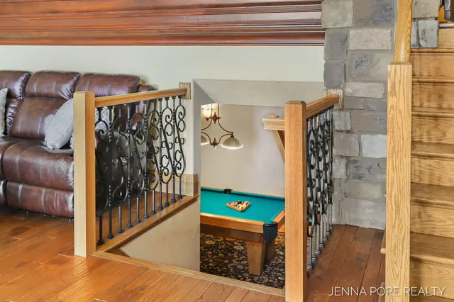 $1,199,900 | 15742 Grand Point Drive, Grand Haven, MI 49417