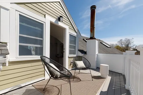 $1,525,000 | 31 Market Street, Unit B, Cambridge, MA 02139